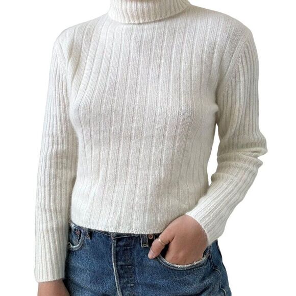Vintage Y2K Womens White Angora Blend Fluffy Soft Cropped Sweater Ribbed Sz M - Picture 1 of 7